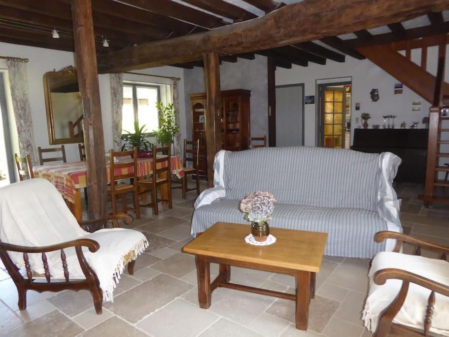 Maison Entiere Independante Noyers-sur-Serein Luaran gambar